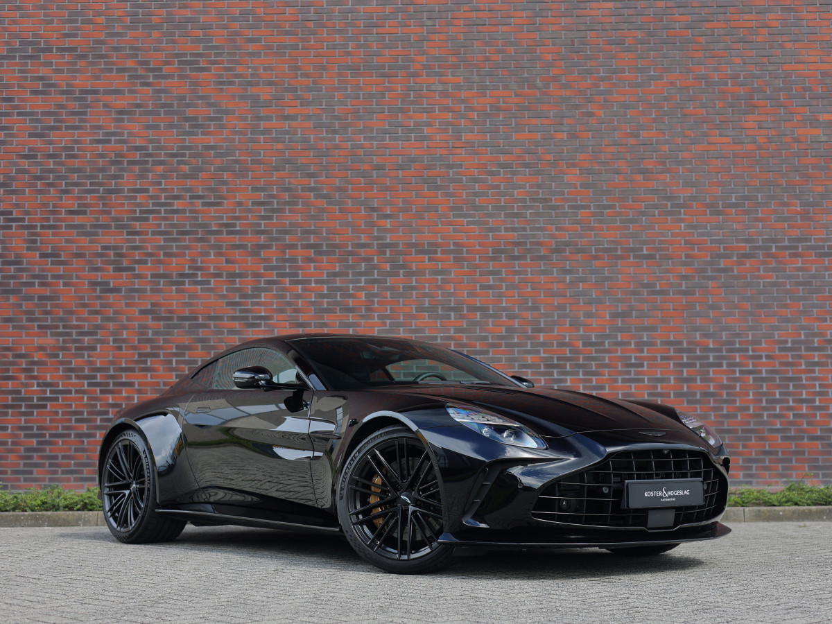Aston Martin Vantage 4.0 V8