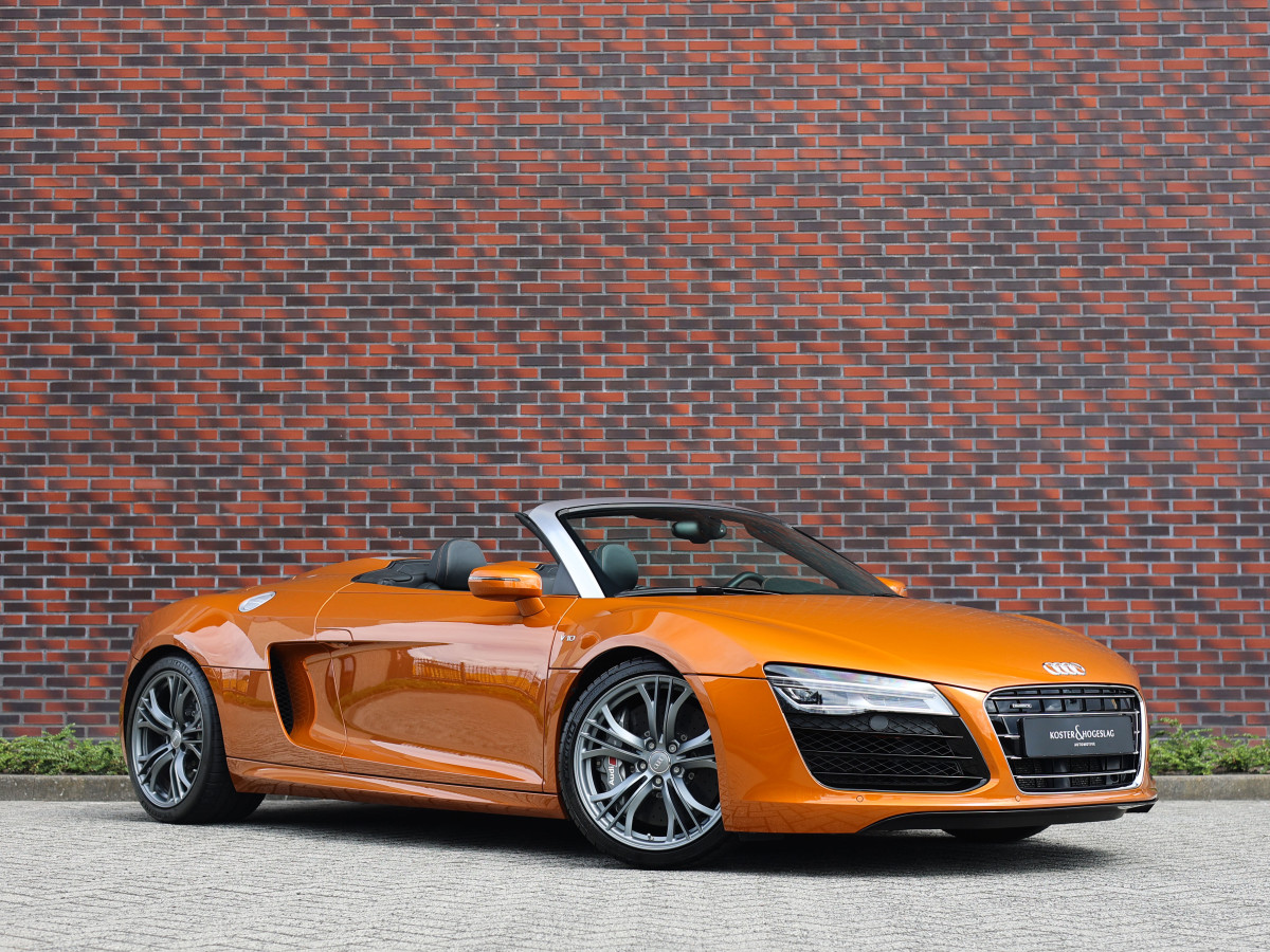 Audi R8 Spyder 5.2 FSI quattro
