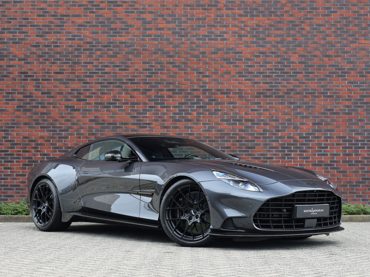 Aston Martin Vanquish 5.2 V12 Coupe
