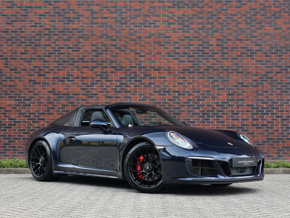 Porsche 911 3.0 Targa 4 GTS