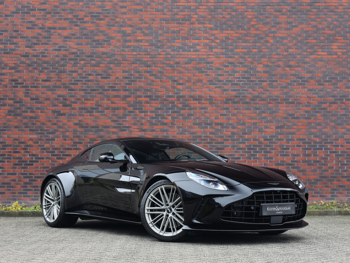 Aston Martin Vantage 4.0 V8
