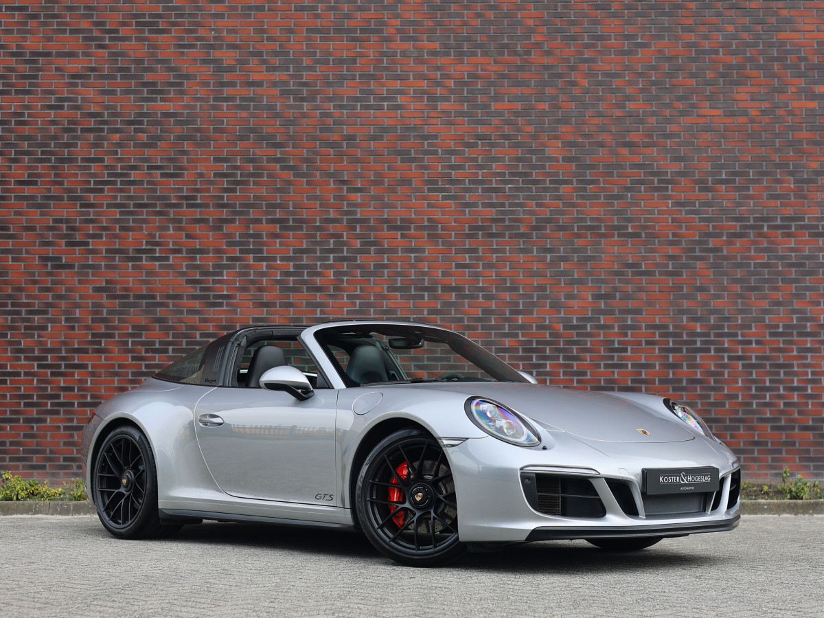 Porsche 911 3.0 Targa 4 GTS