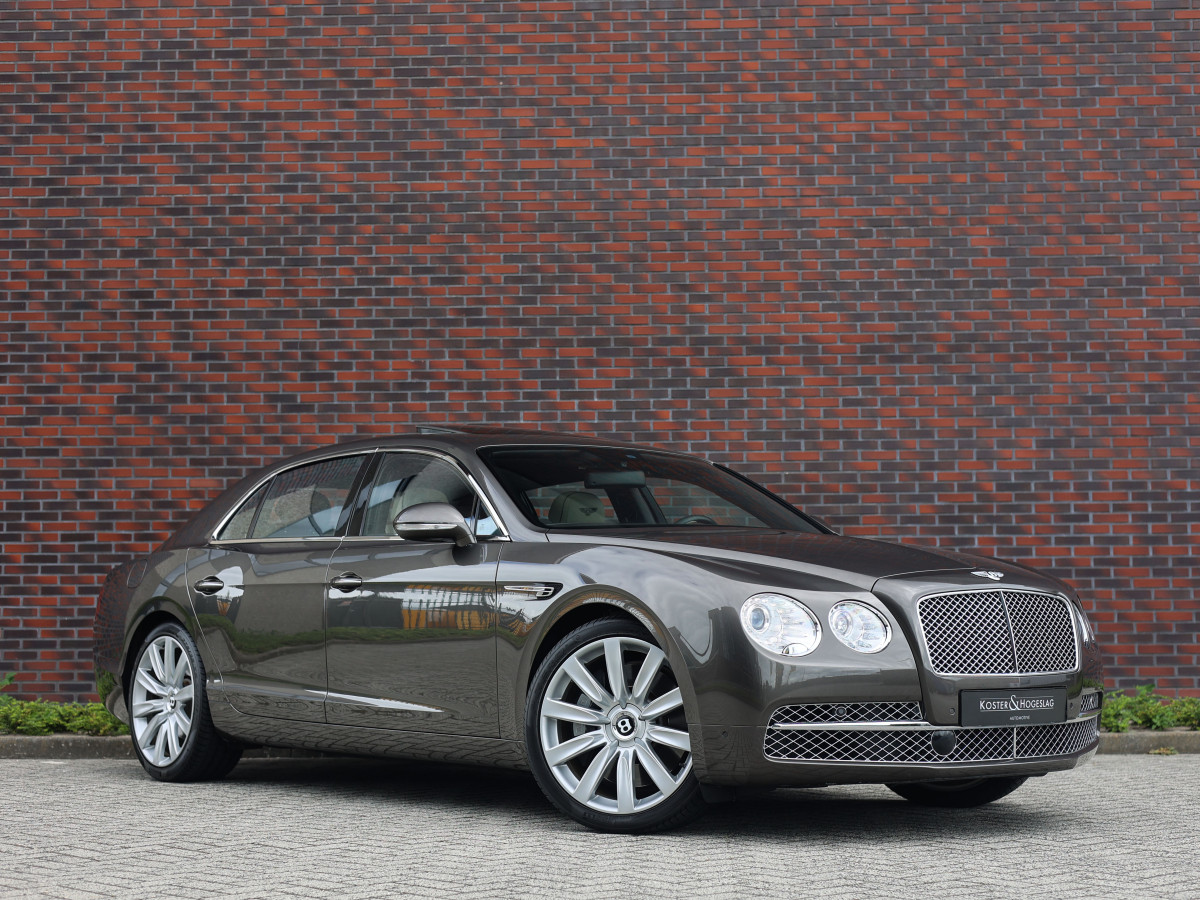 Bentley Flying Spur 6.0 W12