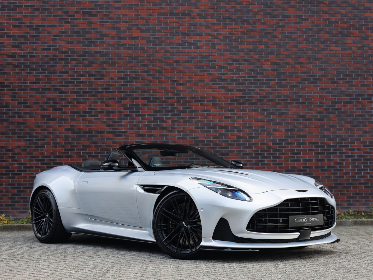 Aston Martin DB12 Volante 4.0 V8