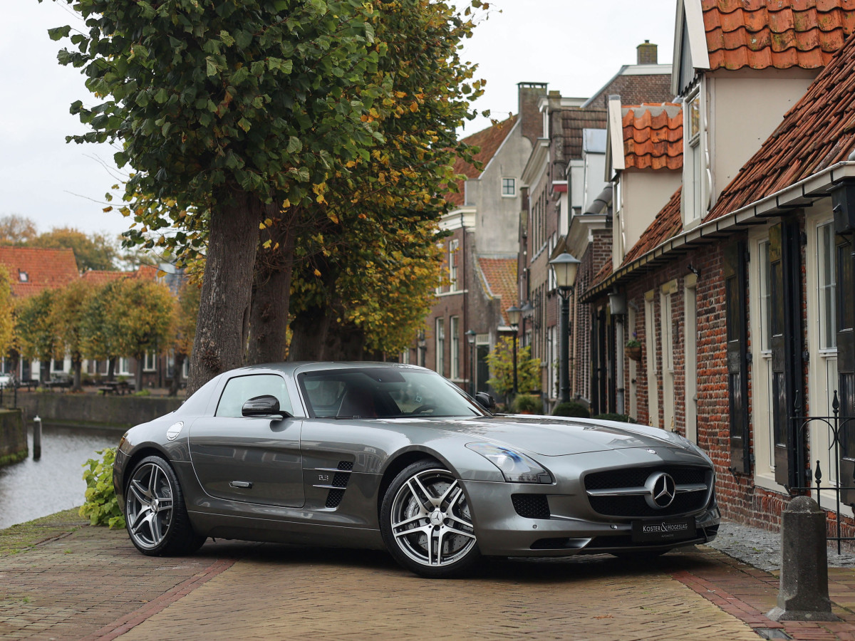 Mercedes-Benz SLS Coupé 6.3 AMG
