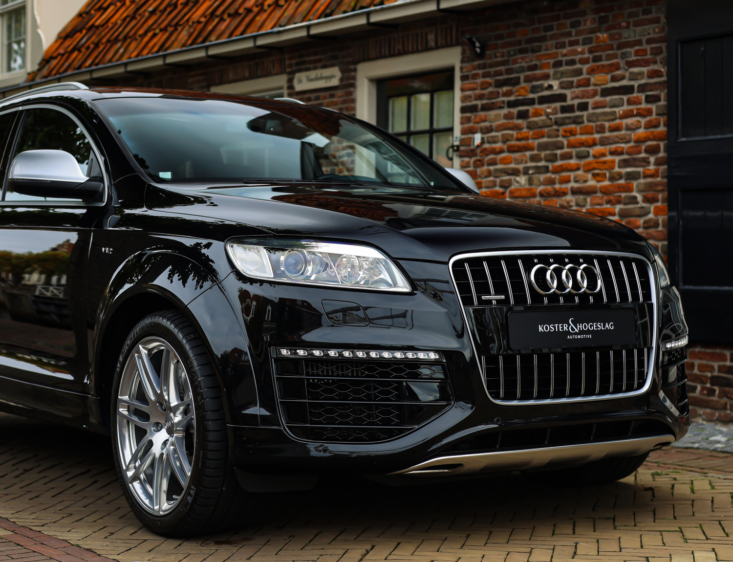 Audi Q7 6.0 V12 TDI quattro