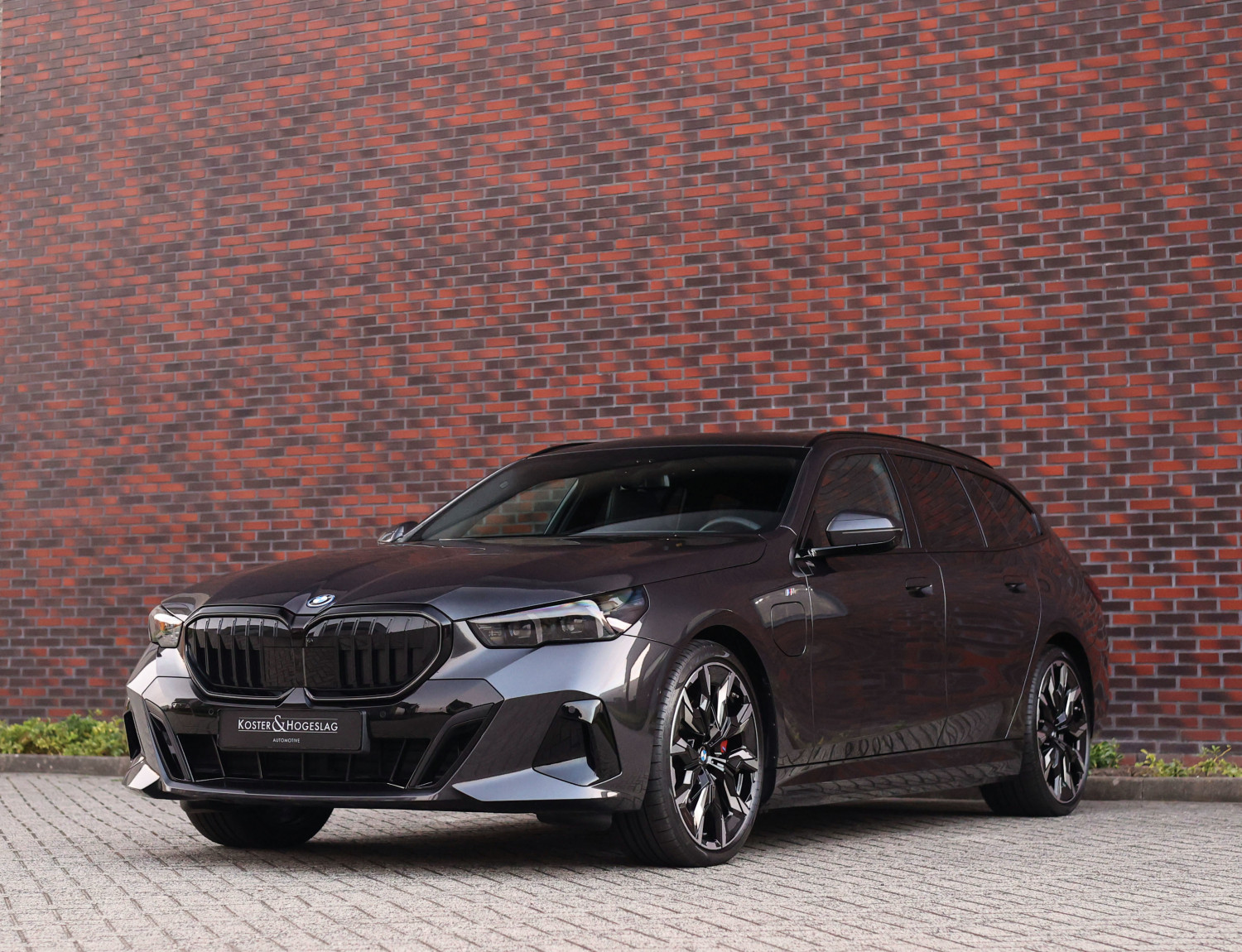 BMW 5 Serie Touring 550e xDrive BMW 5 Serie Touring 550e xDrive