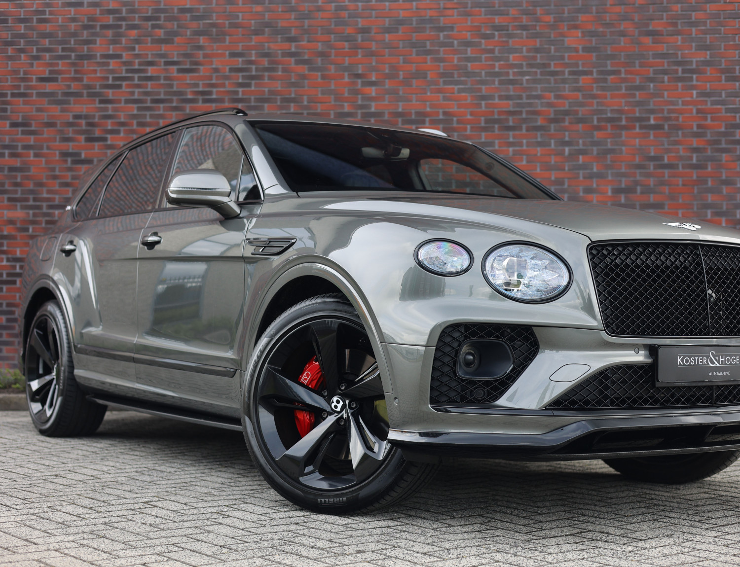 Bentley Bentayga V6 Hybrid