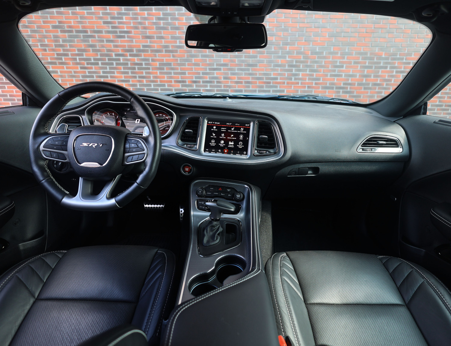 Dodge Challenger 6.2 SRT Hellcat