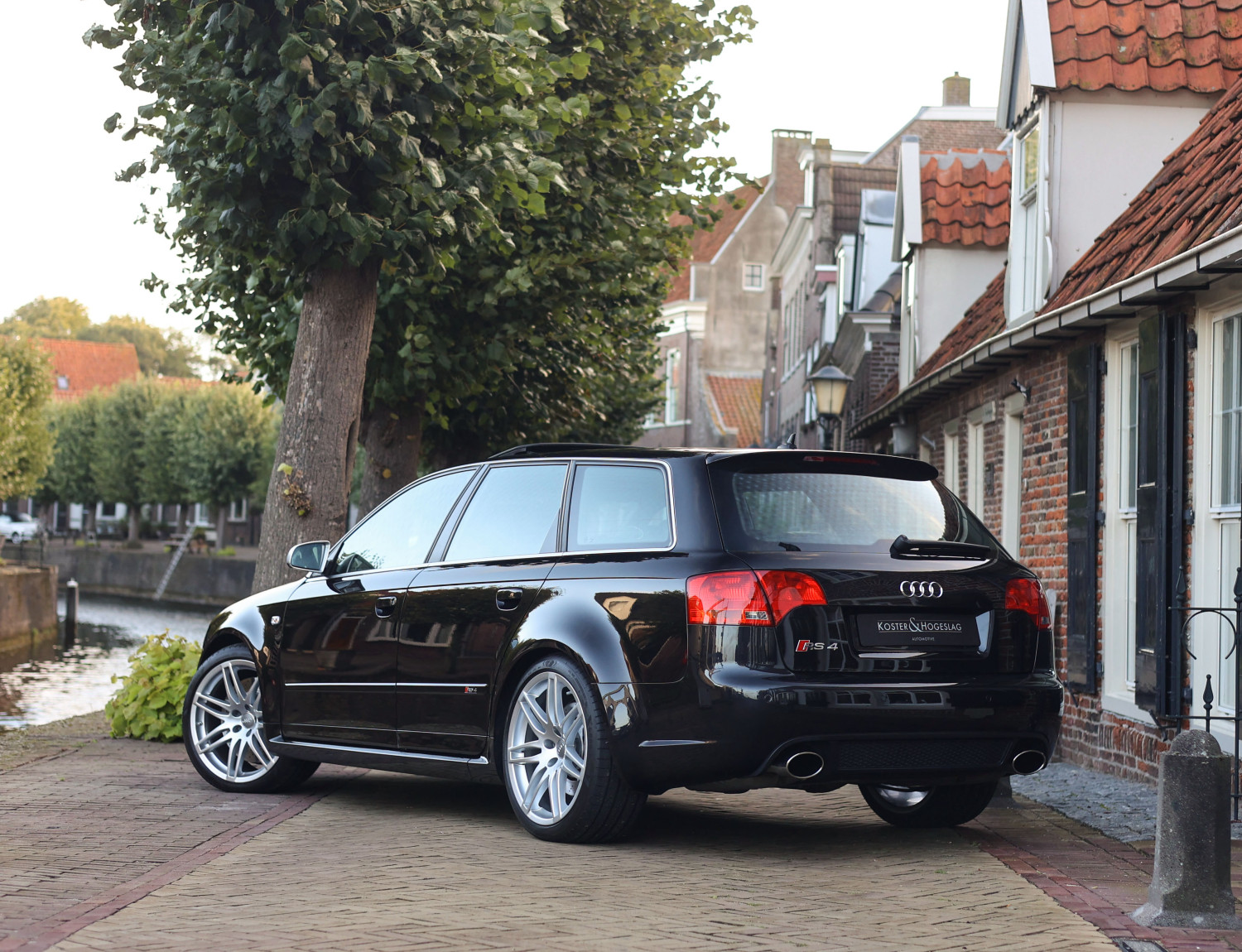 Audi RS4 Avant 4.2 FSI Quattro