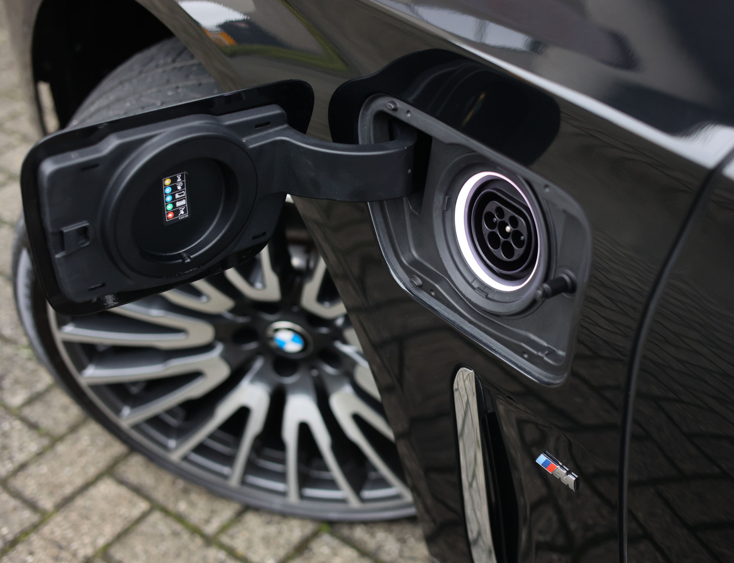 BMW 7 Serie 745e High Executive