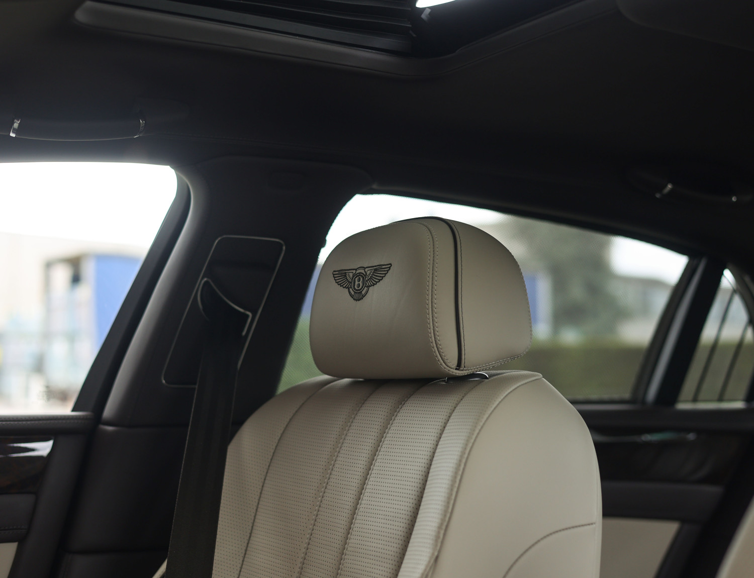 Bentley Flying Spur 6.0 W12