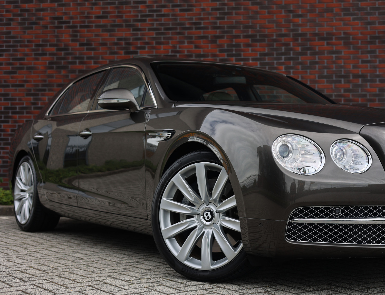 Bentley Flying Spur 6.0 W12