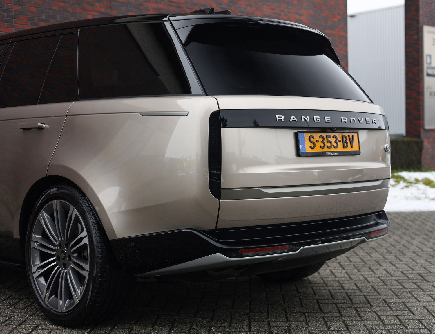 Land Rover Range Rover D250 Autobiography