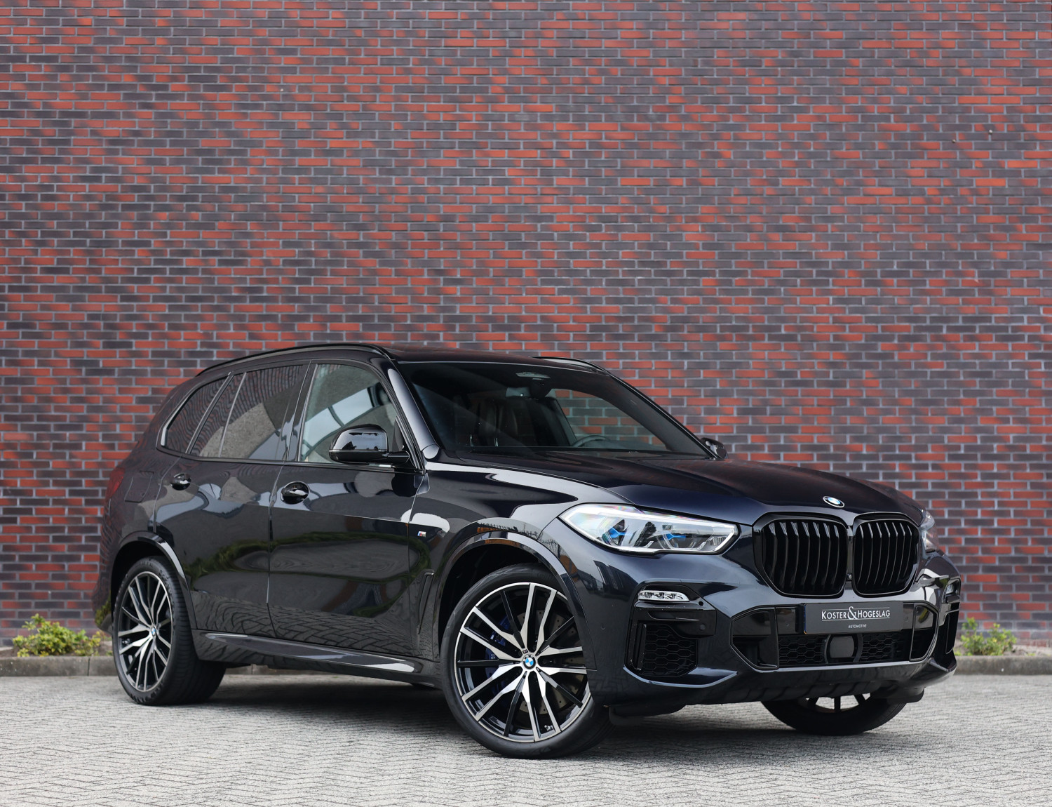 BMW X5 M50d High Executive BMW X5 M50d High Executive