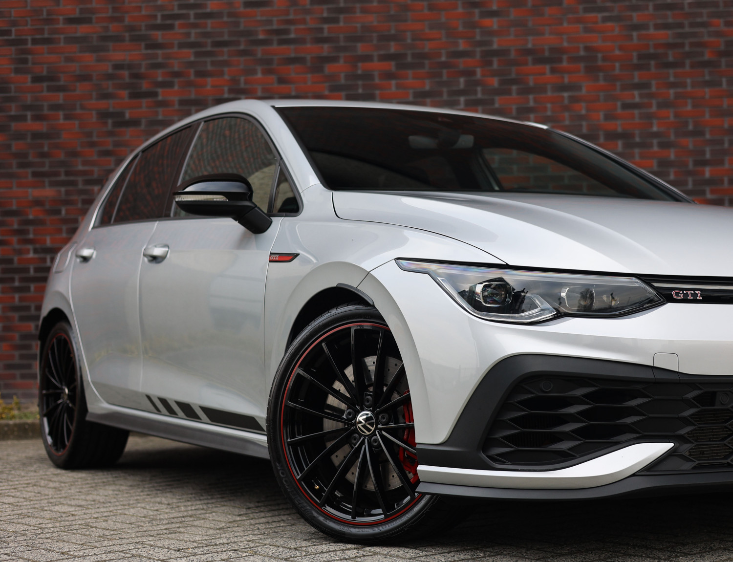 Volkswagen Golf 2.0 TSI GTI