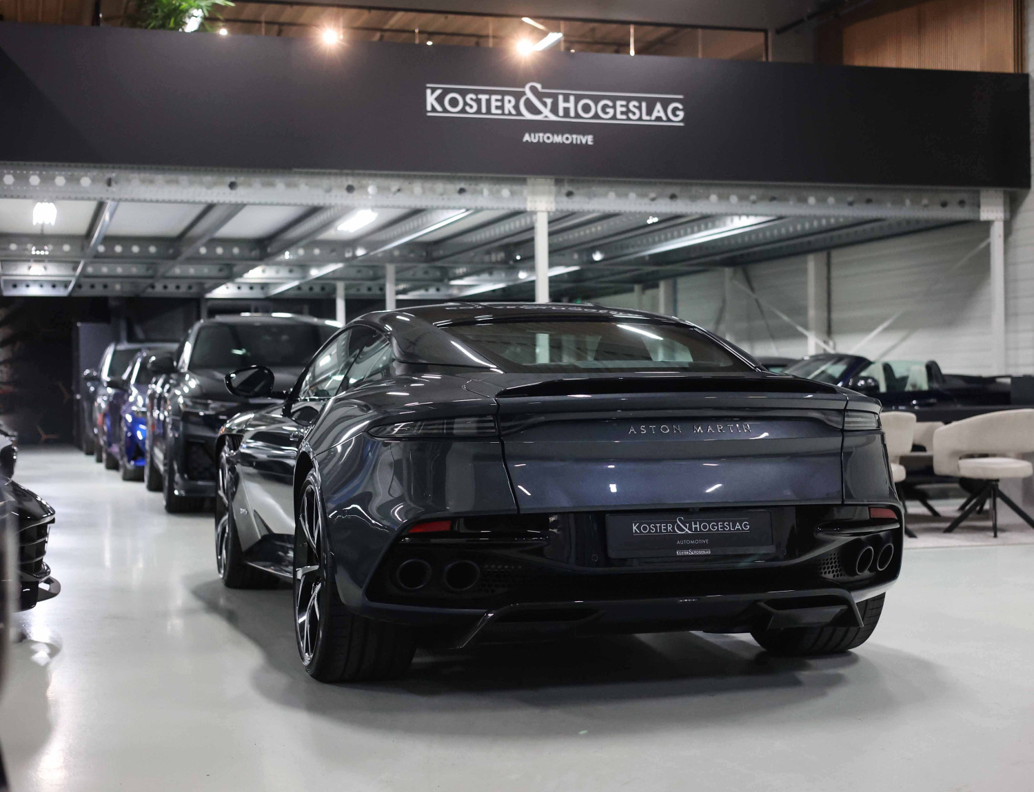 Aston Martin DBS 5.2 V12 Superleggera Aston Martin DBS 5.2 V12 Superleggera