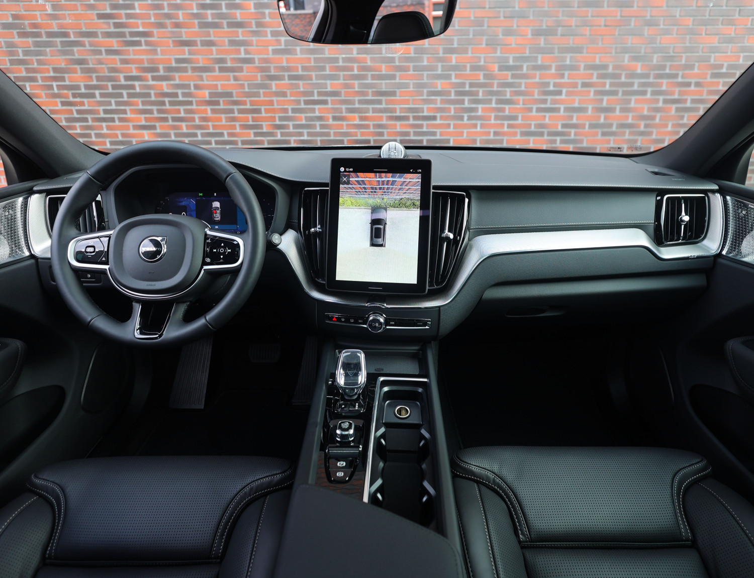 Volvo XC60 T8 AWD Ultra Black Edition