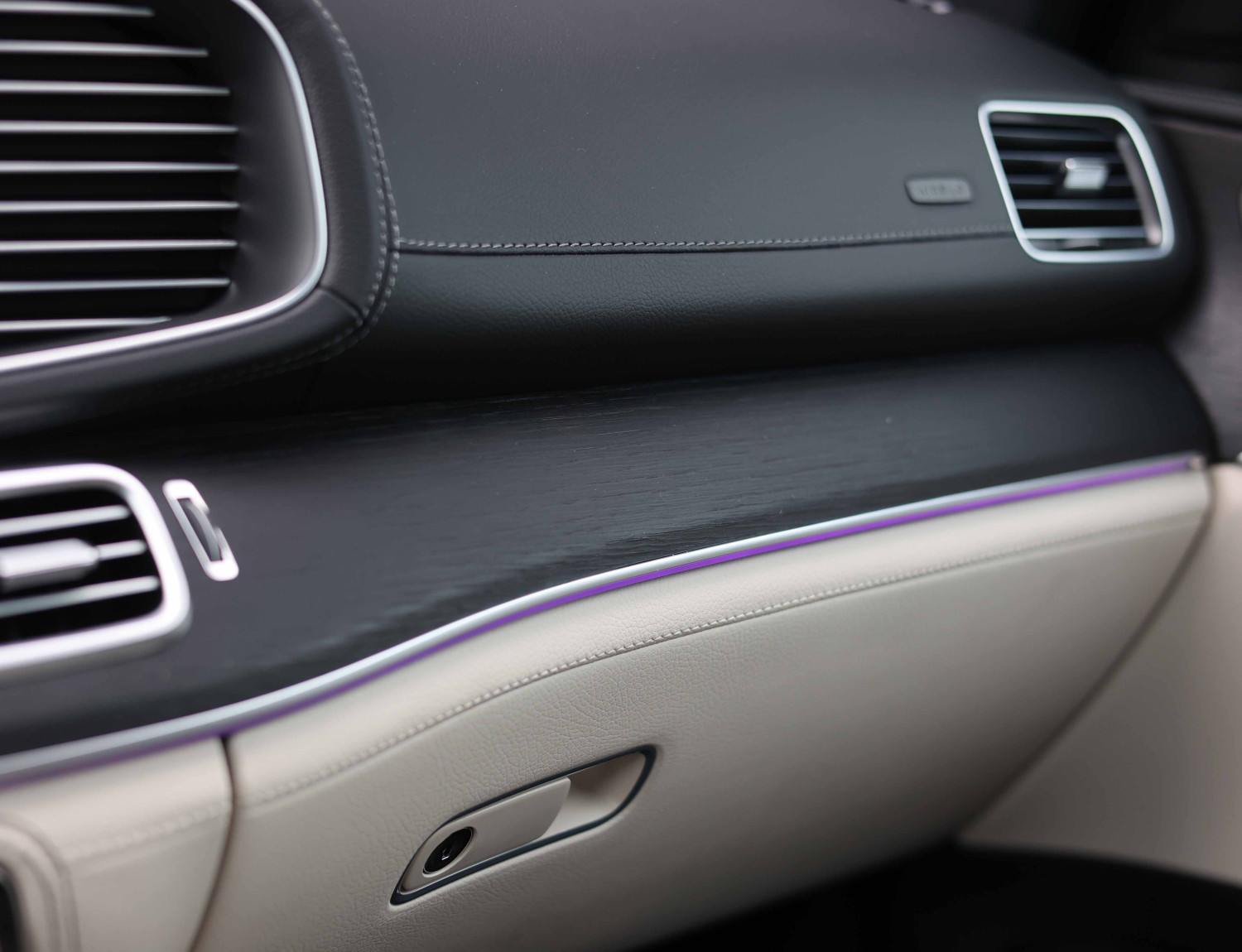 Mercedes-Benz GLE AMG 53 Hybrid 4MATIC+ Mercedes-Benz GLE AMG 53 Hybrid 4MATIC+