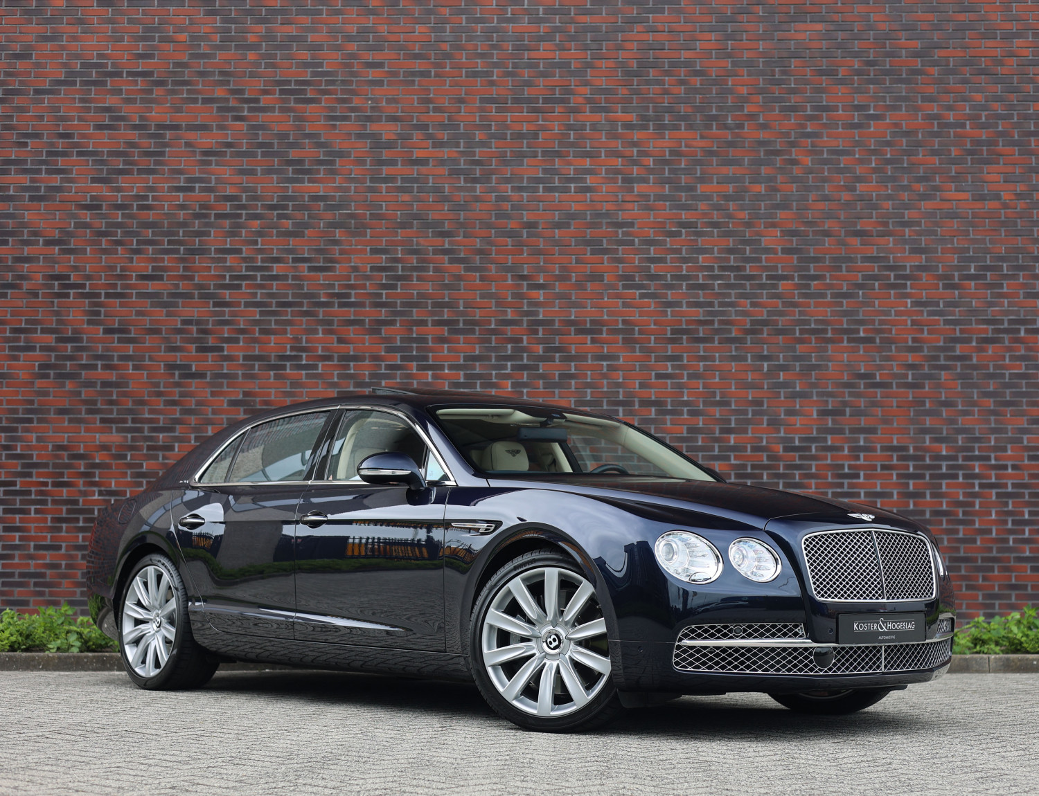 Bentley Flying Spur 6.0 W12