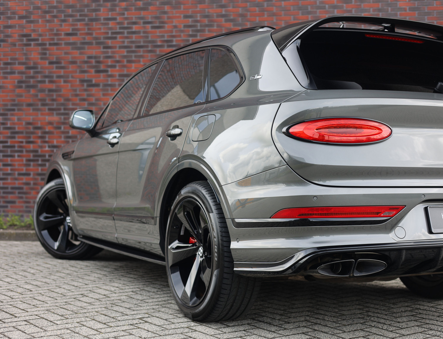 Bentley Bentayga V6 Hybrid