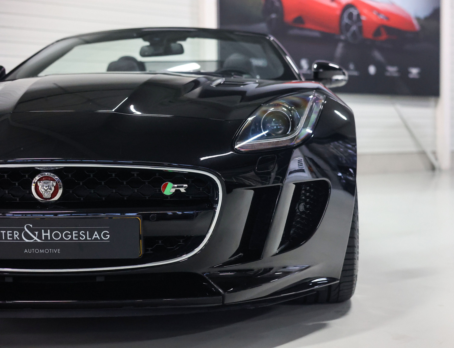 Jaguar F-Type 5.0 V8 R Convertible AWD