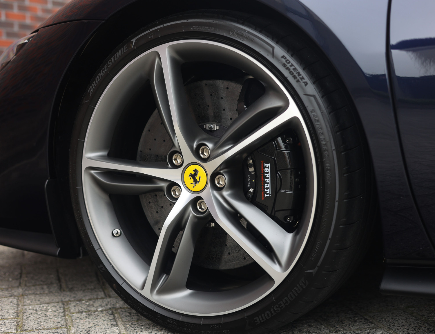 Ferrari 296 GTB 3.0 V6