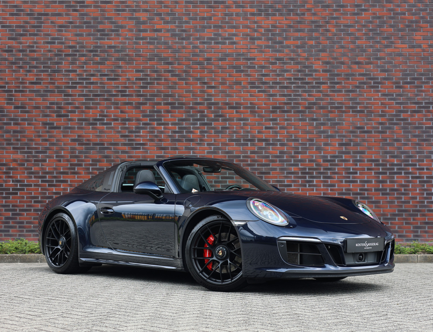 Porsche 911 3.0 Targa 4 GTS