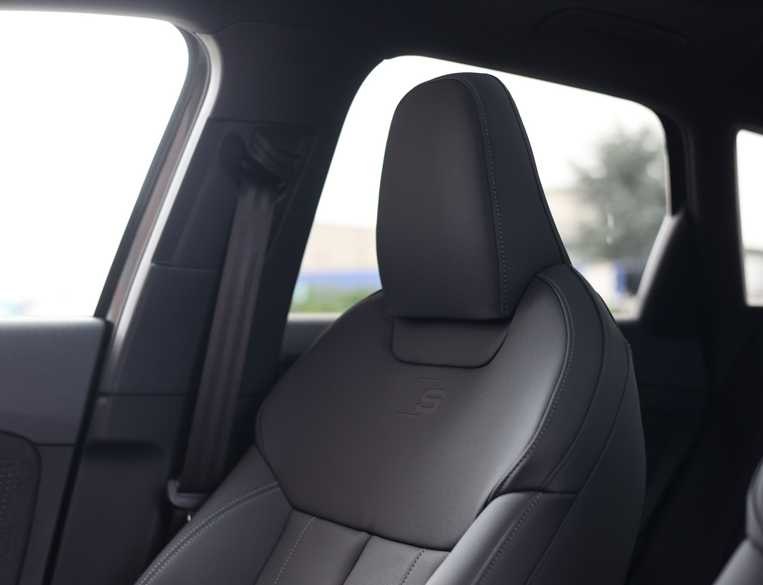 Audi Q3 e-hybrid S line