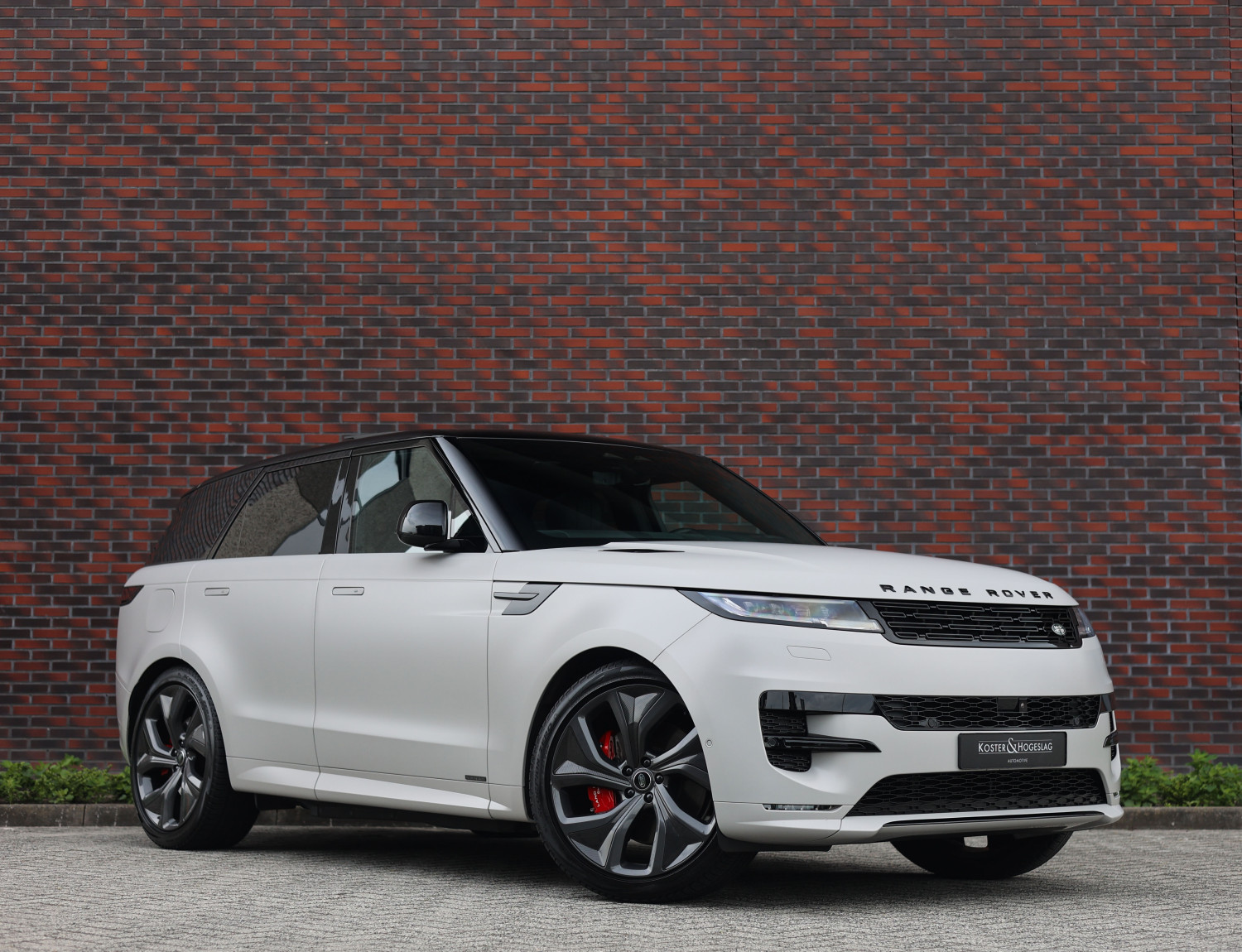 Land Rover Range Rover Sport P550e Autobiography