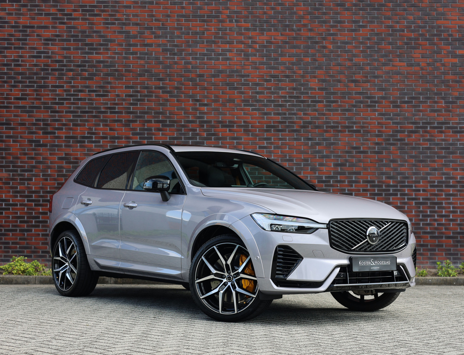 Volvo XC60 T8 AWD Polestar Engineered