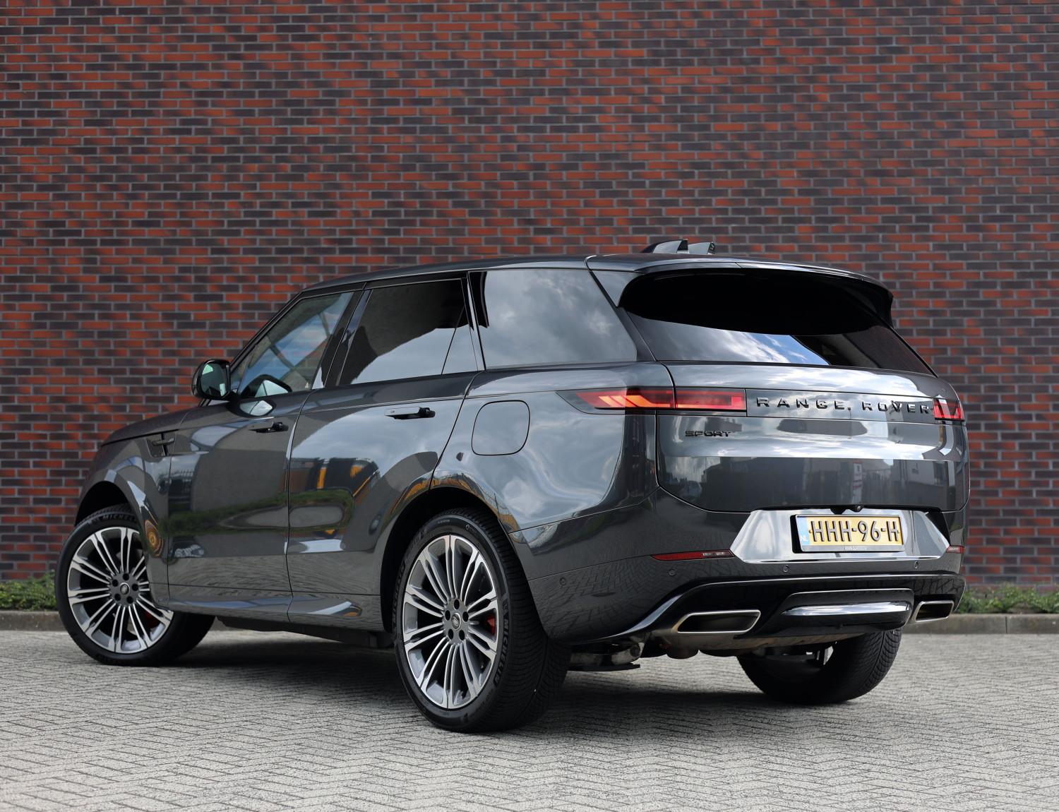 Land Rover Range Rover Sport P460e Dynamic SE
