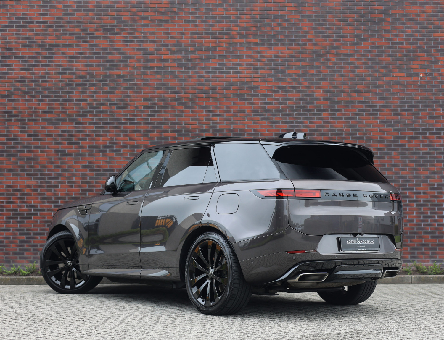 Land Rover Range Rover Sport P550e Autobiography
