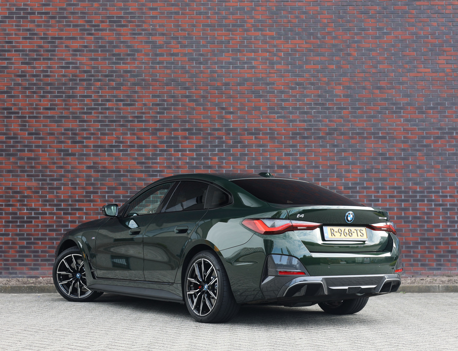 BMW i4 40 eDrive 84 kWh