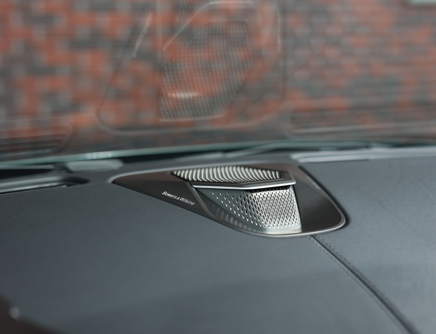 Aston Martin Vantage Roadster 4.0 V8