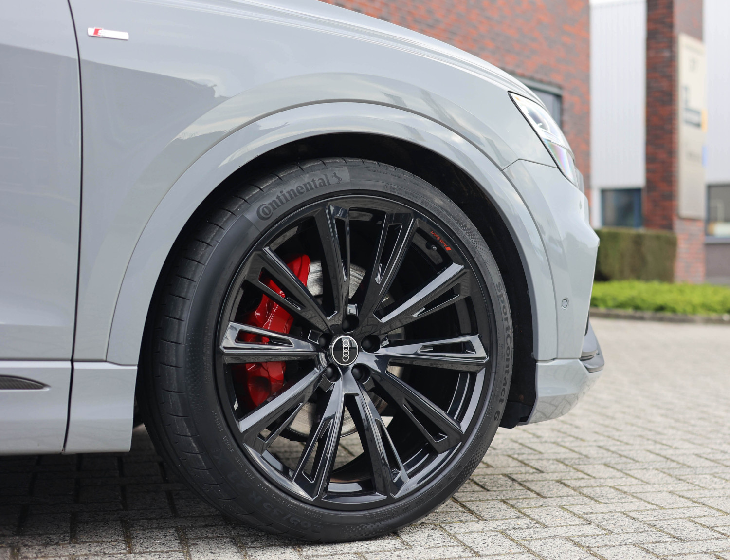 Audi Q8 50 TDI quattro Audi Q8 50 TDI quattro