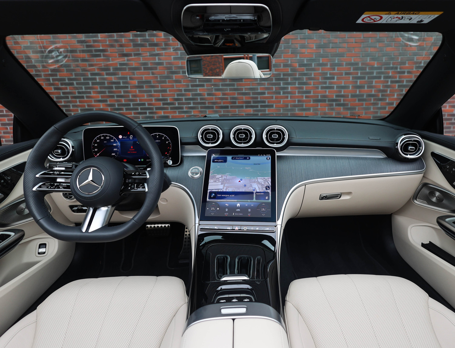 Mercedes-Benz CLE Cabriolet 300 4MATIC AMG Line Mercedes-Benz CLE Cabriolet 300 4MATIC AMG Line