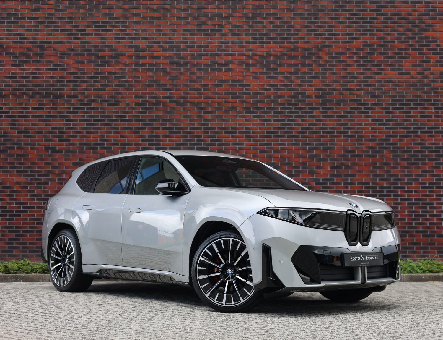 BMW iX3 50 xDrive 113 kWh