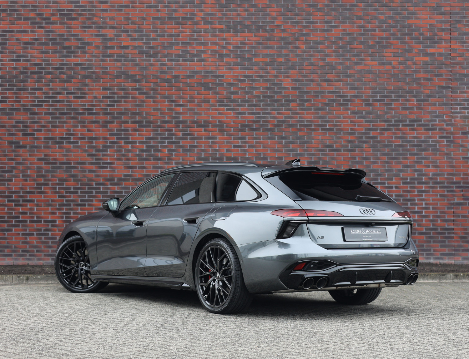 Audi A6 Avant Competition e-hybrid Quattro