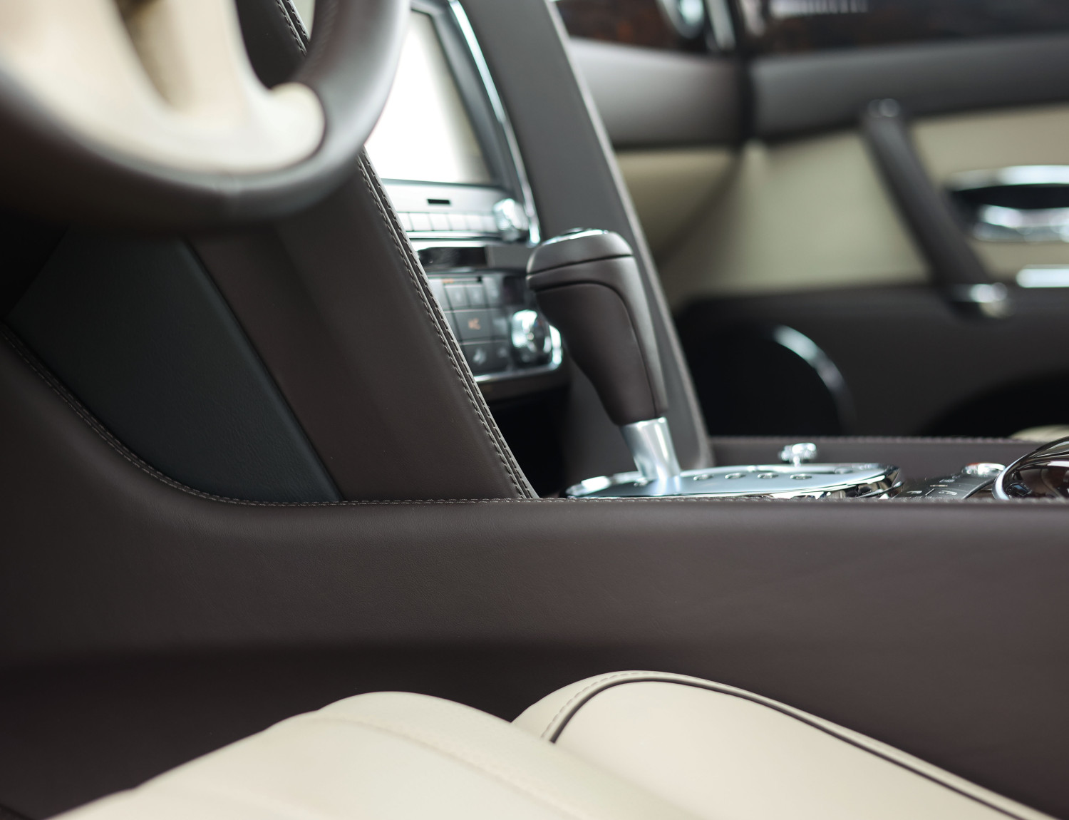 Bentley Flying Spur 6.0 W12