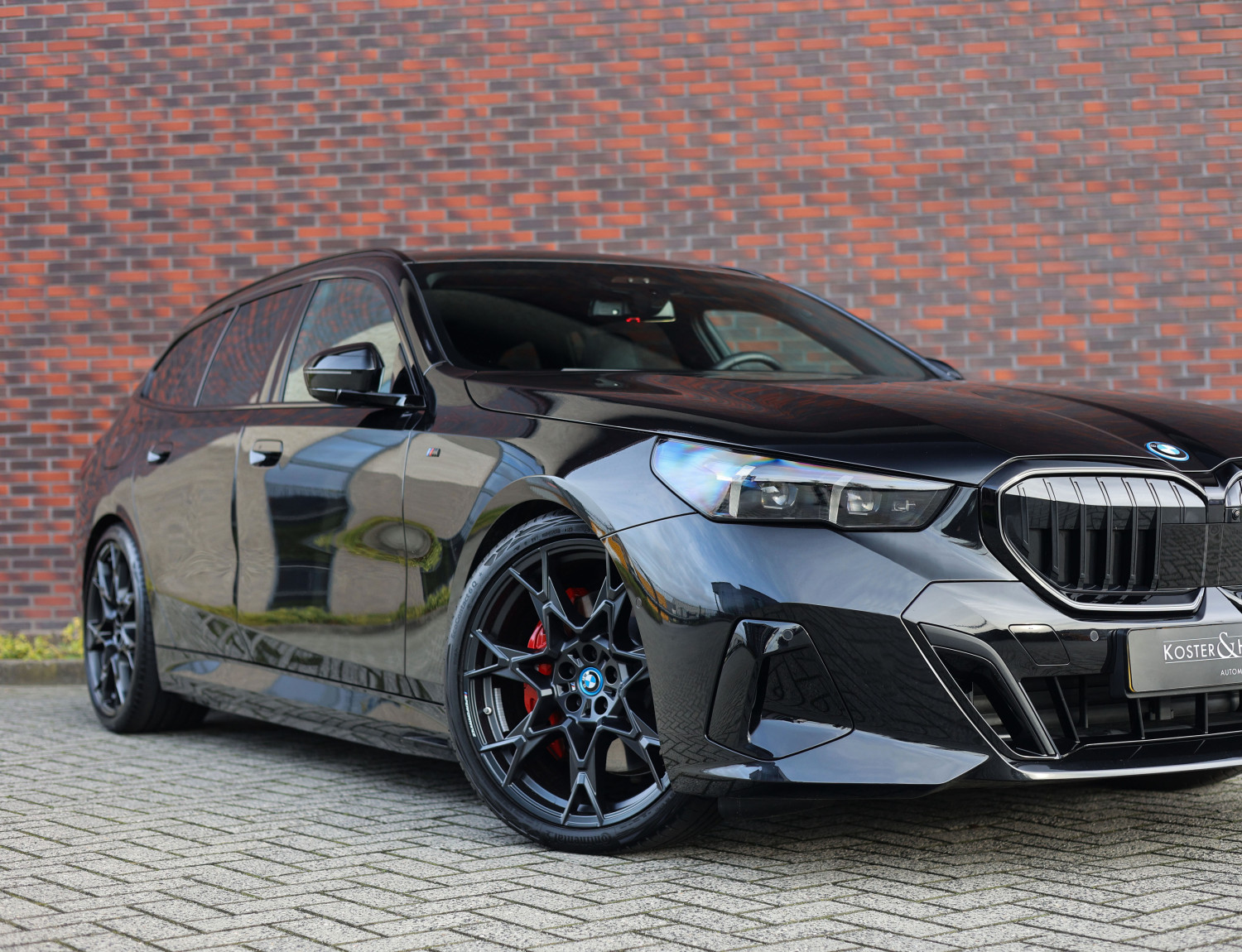 BMW 5 Serie Touring 550e xDrive