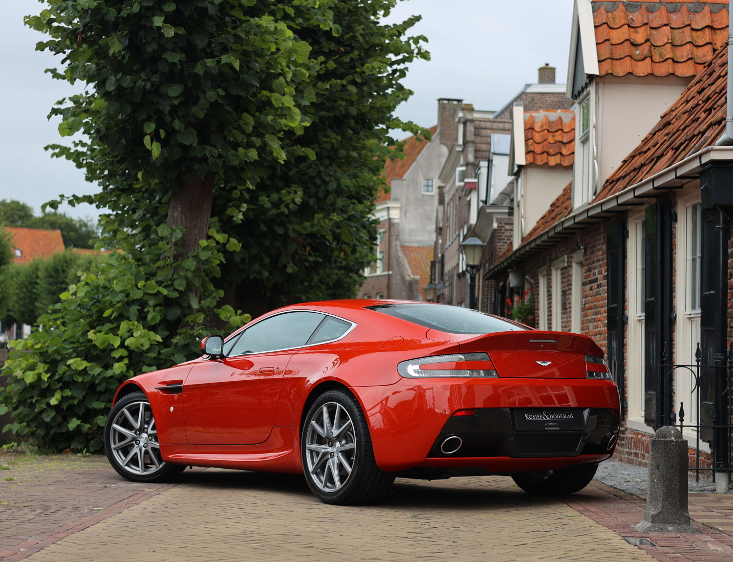 Aston Martin Vantage 4.7 V8 Aston Martin Vantage 4.7 V8