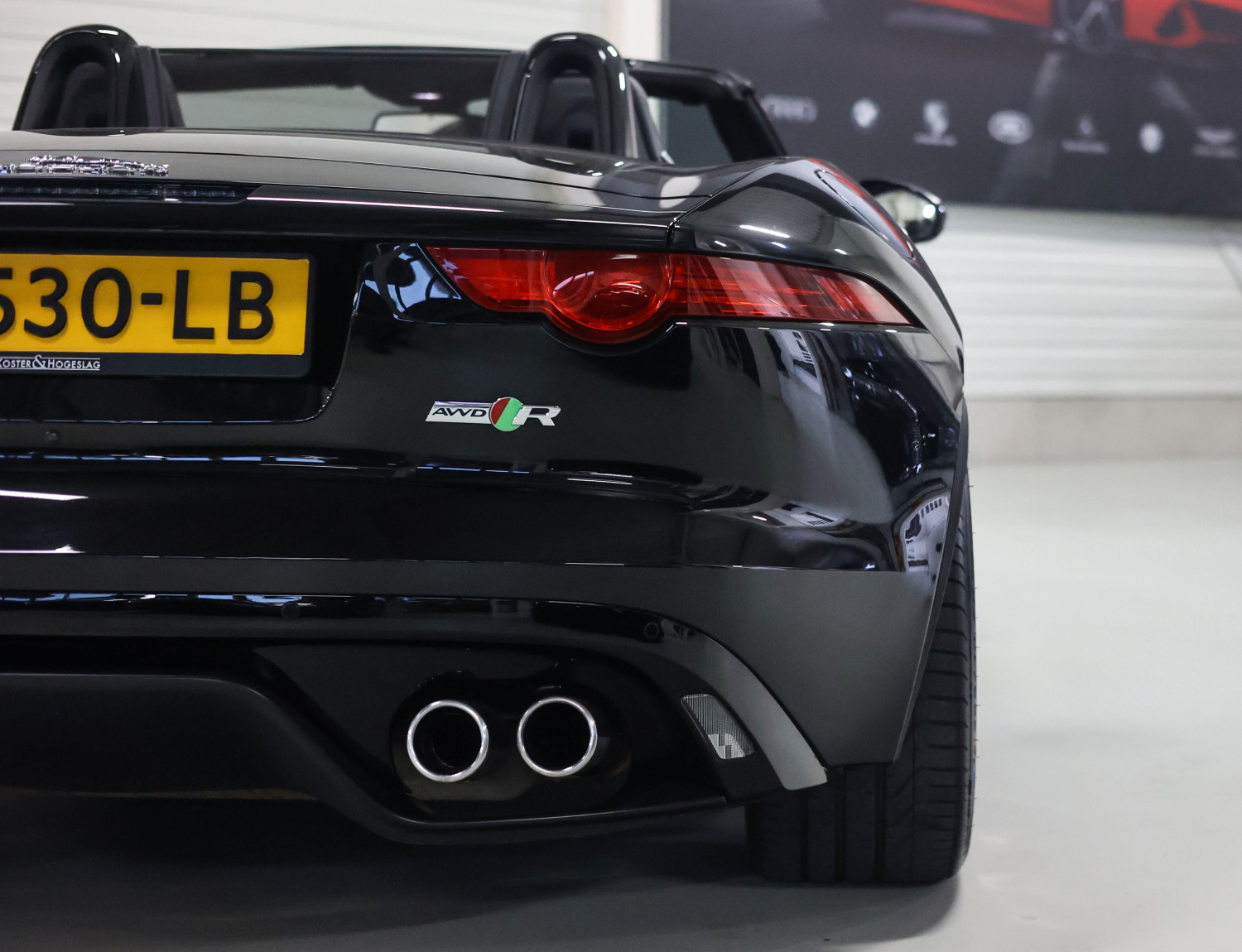 Jaguar F-Type 5.0 V8 R Convertible AWD