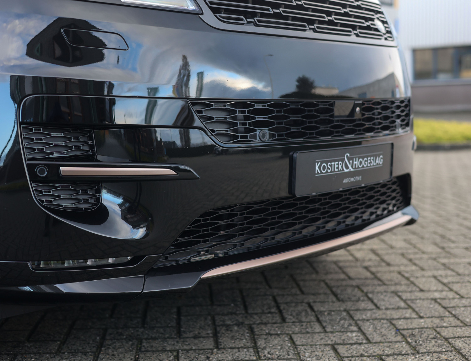 Land Rover Range Rover Sport P550e Autobiography