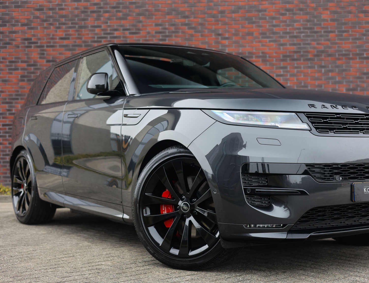 Land Rover Range Rover Sport P550e Autobiography