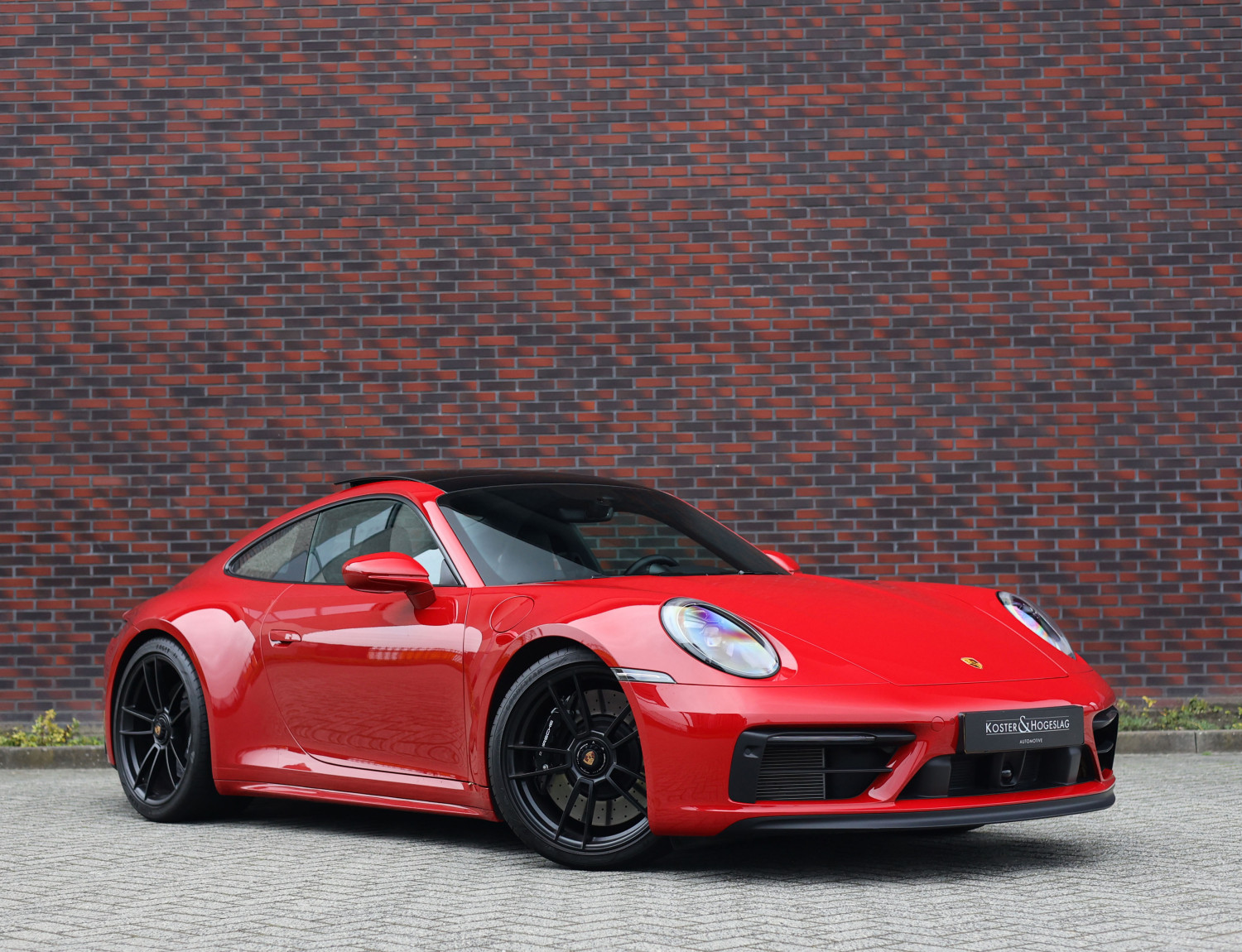 Porsche 911 3.0 Carrera 4 GTS