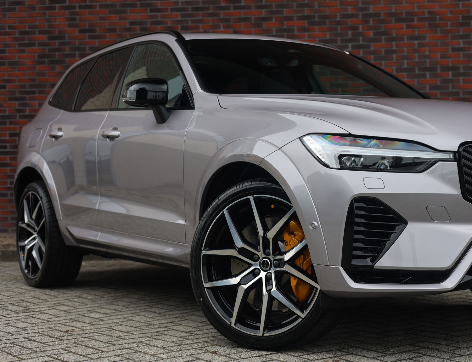 Volvo XC60 T8 AWD Polestar Engineered