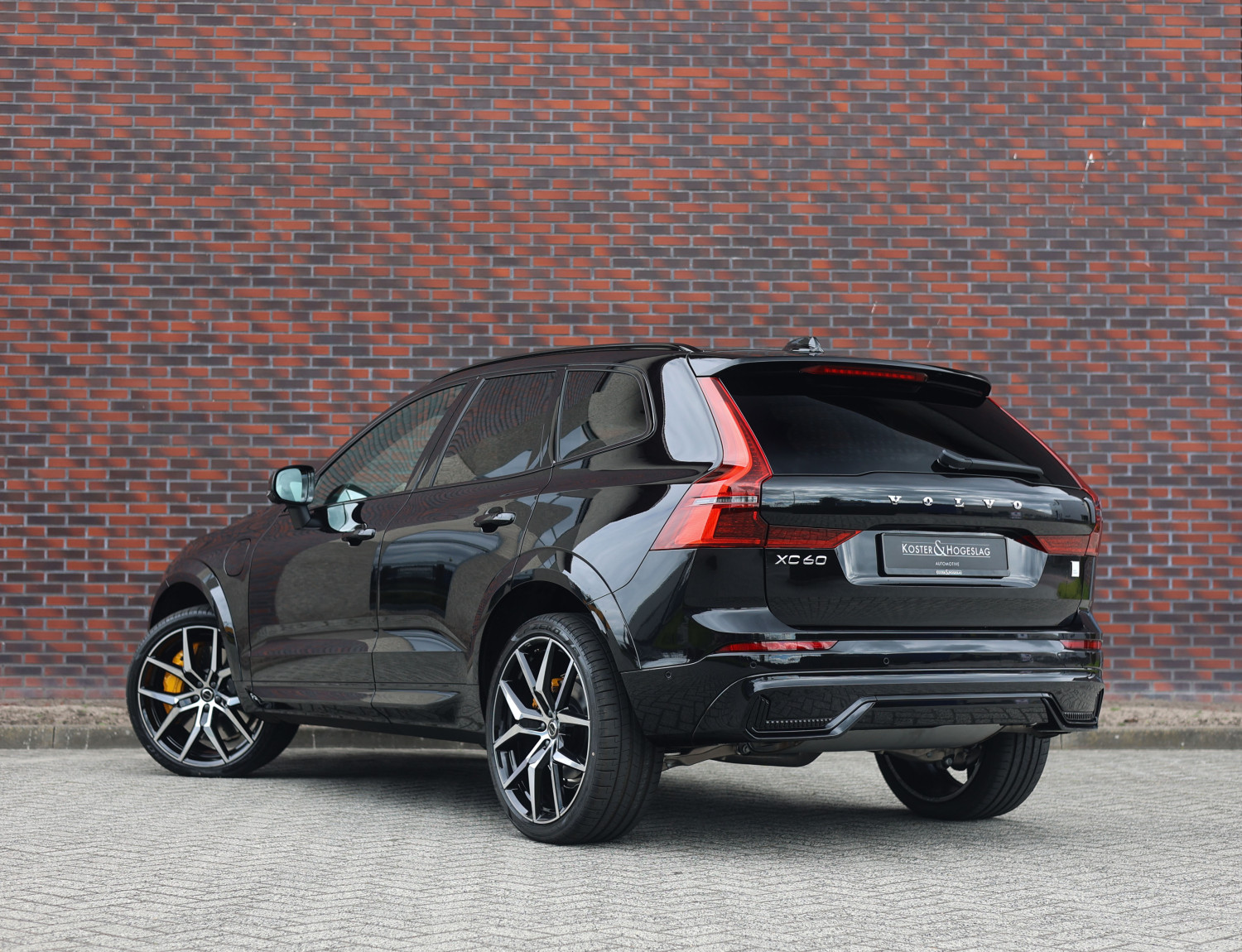 Volvo XC60 T8 AWD Polestar Engineered