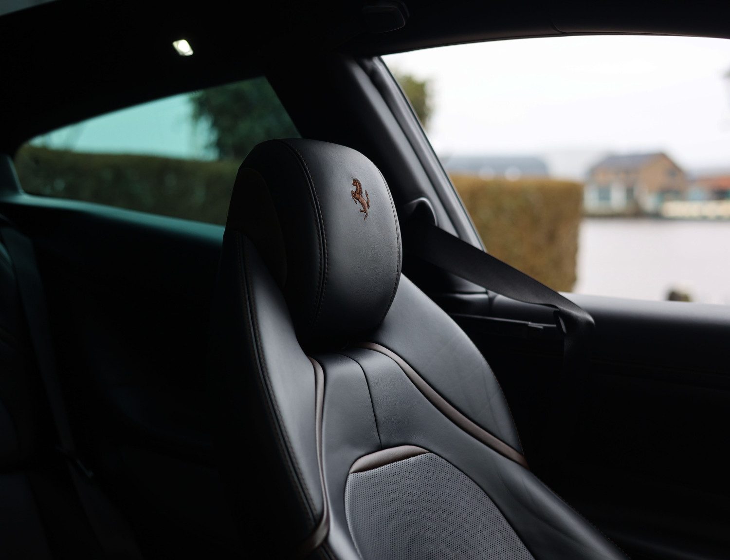 Ferrari GTC4Lusso 6.3 V12