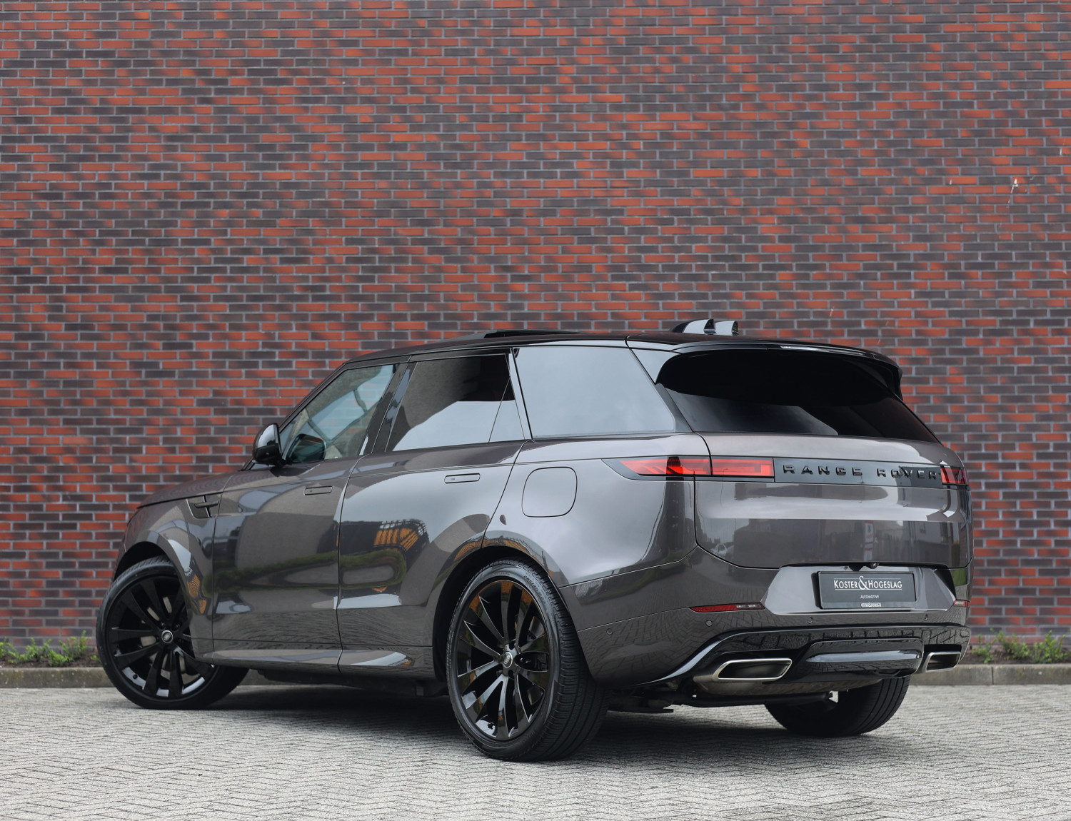 Land Rover Range Rover Sport P550e Autobiography